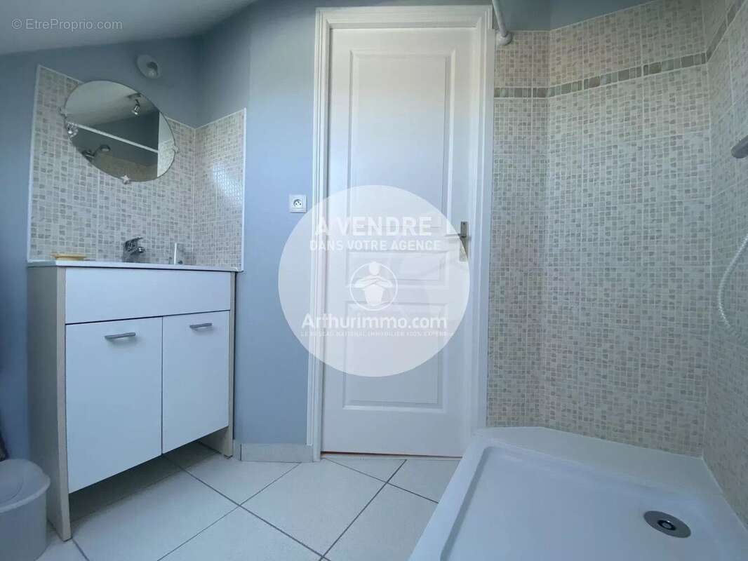 Maison à LE TEMPLE-DE-BRETAGNE