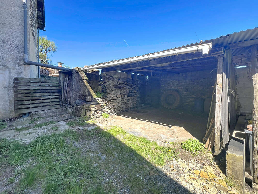 Maison à SAINTE-FEREOLE