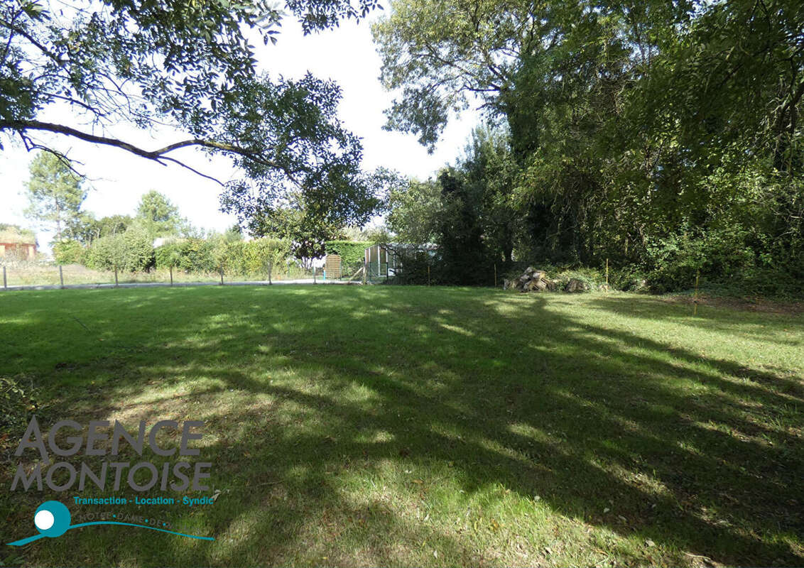 Terrain à NOTRE-DAME-DE-MONTS