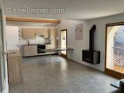 Appartement à SALERNES