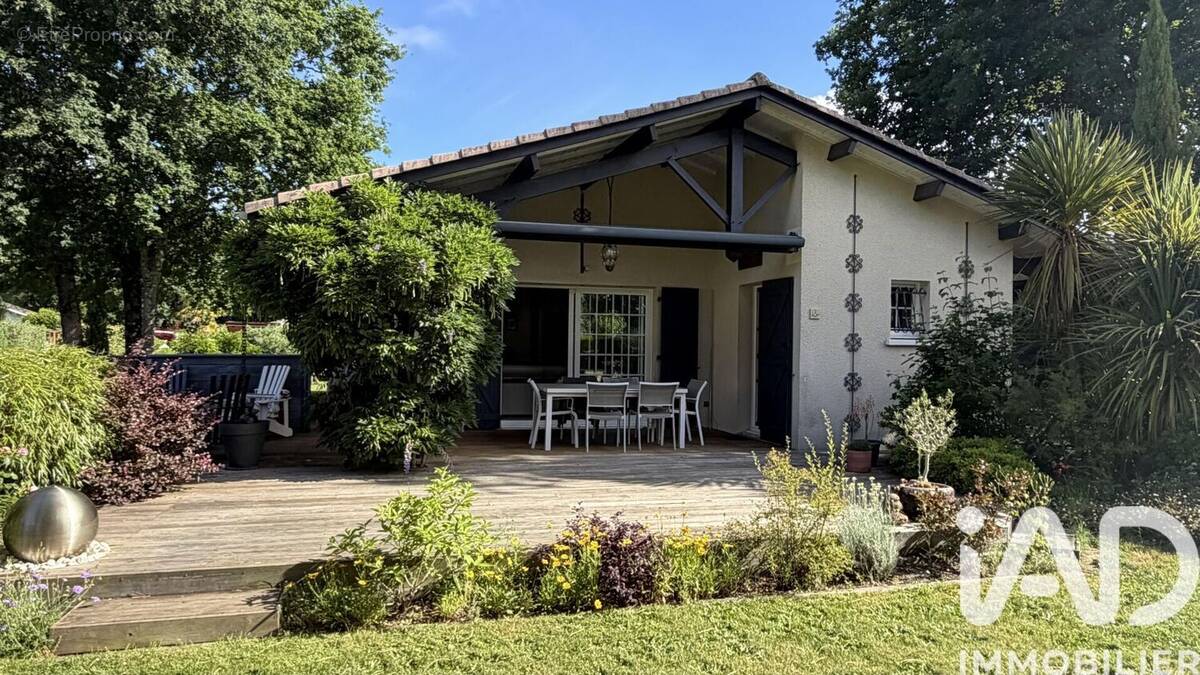 Photo 1 - Maison à HOURTIN