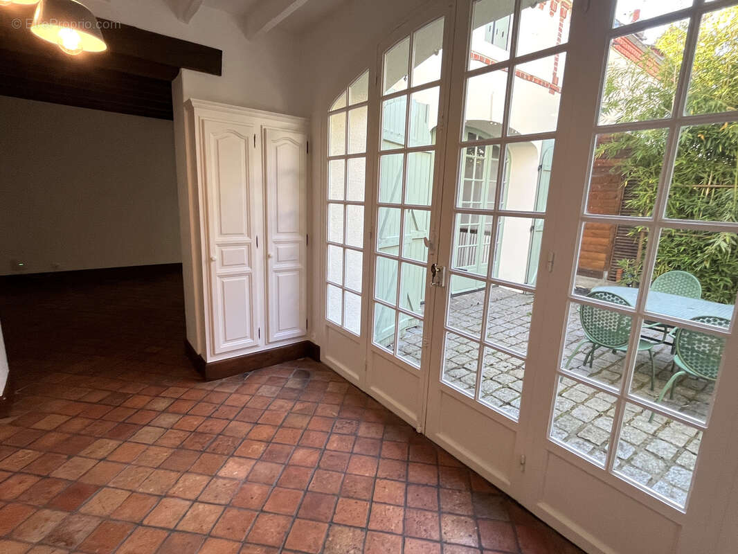 Maison à SULLY-SUR-LOIRE