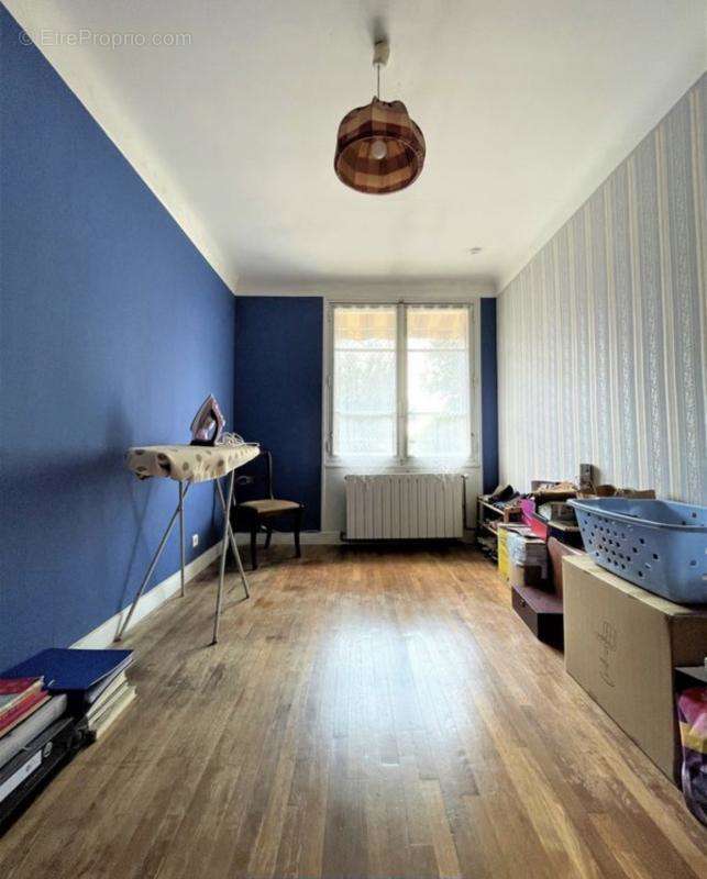 Maison à BRIENON-SUR-ARMANCON