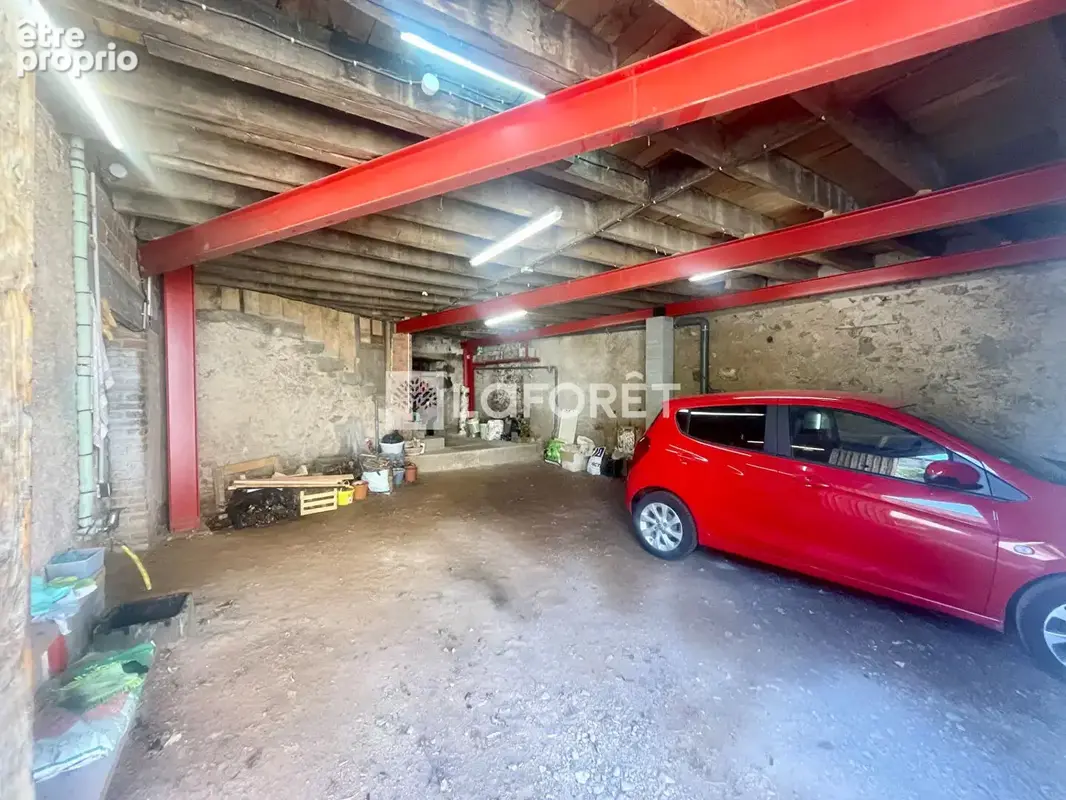 Maison en pierre rénovée à Ambierle  À saisir rapidement - photo 12