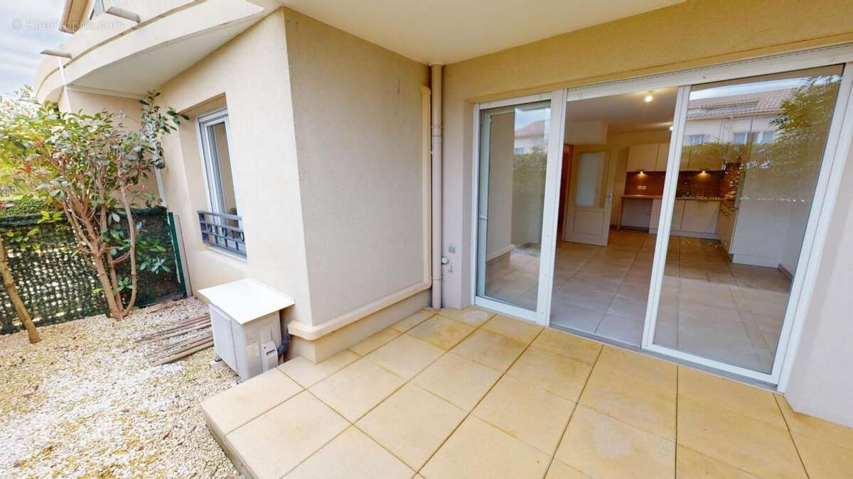 Appartement à LE MUY