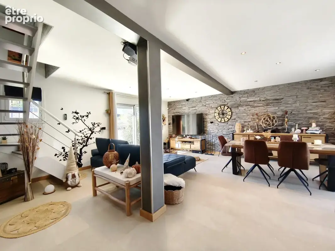 Maison 7 pièces 153 m² à vendre à Jargeau (45150) - photo 2