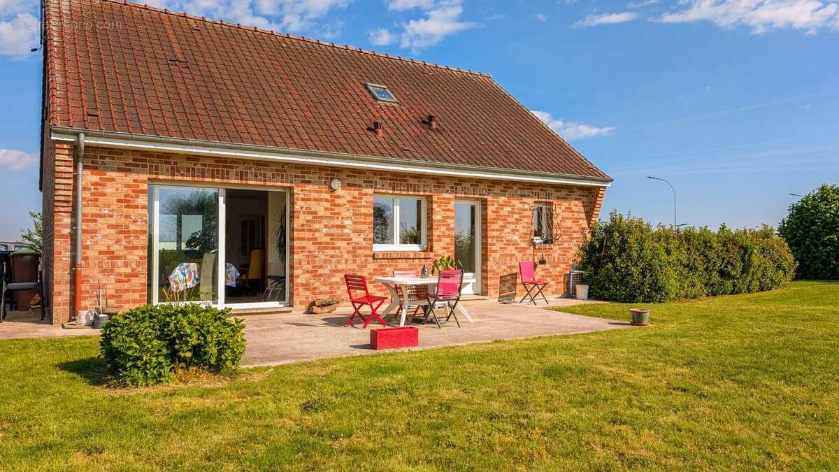 Maison à GOUZEAUCOURT