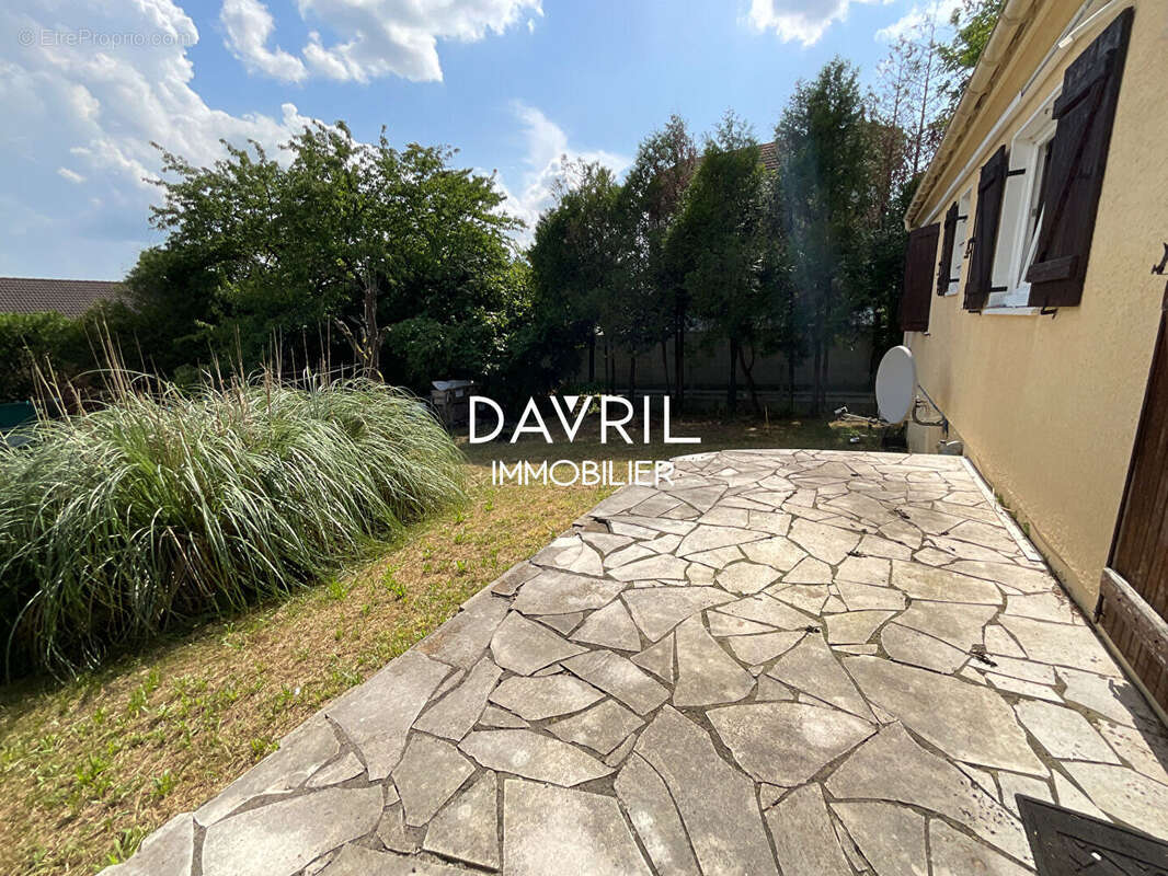 Maison à CONFLANS-SAINTE-HONORINE