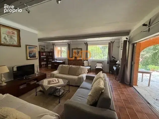 villa individuelle 240m2 Saint Marc Jaumegarde avec piscine - photo 7