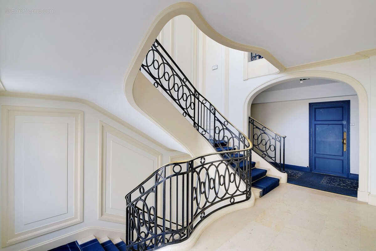 Appartement à PARIS-9E