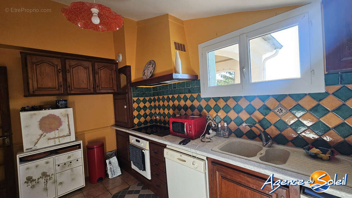 Appartement 77 m² à Narbonne  - photo 4