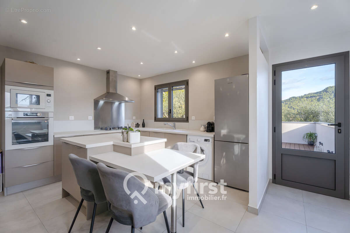 Deux logements, une seule adresse : élégance et douceur de vivre à Baudouvin - photo 32
