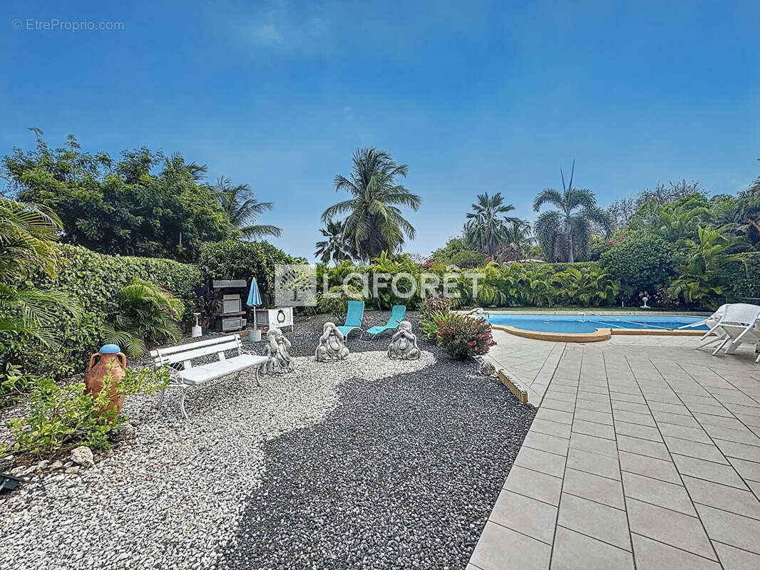 Maison à SAINT-FRANCOIS