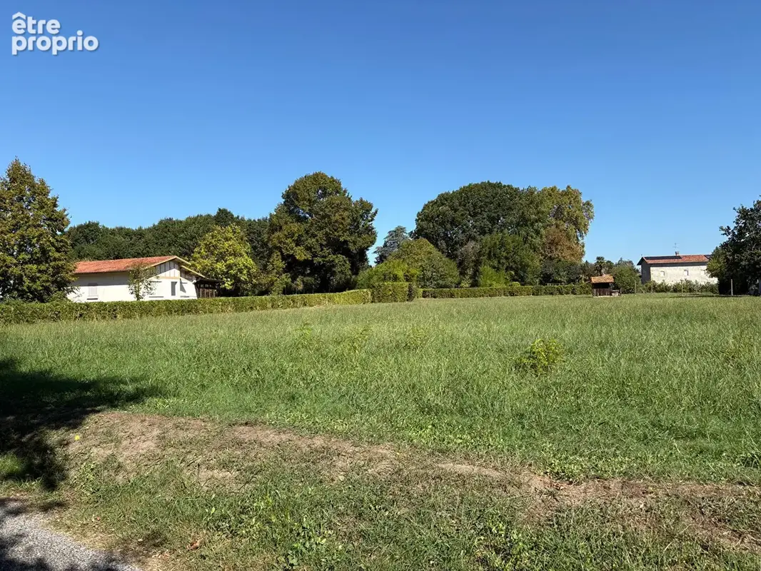 Photo Terrain à Pontonx-Sur-L'adour au prix de 69 500€