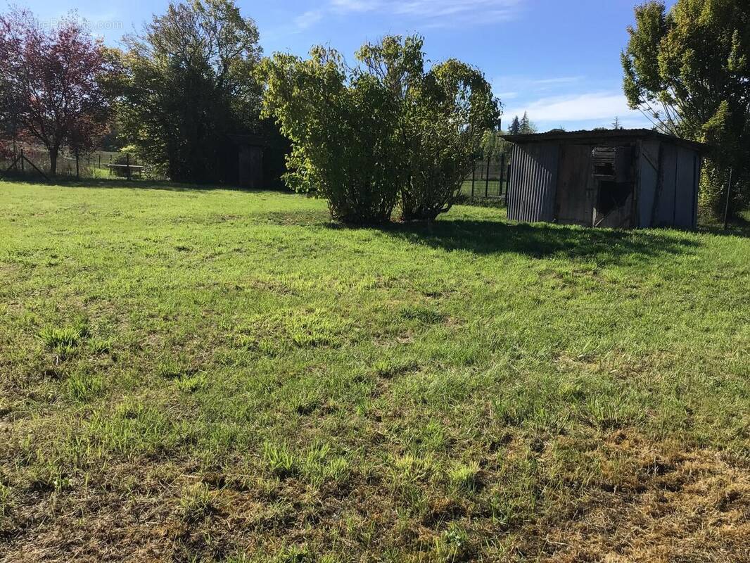 Photo 1 - Terrain à ISSIGEAC