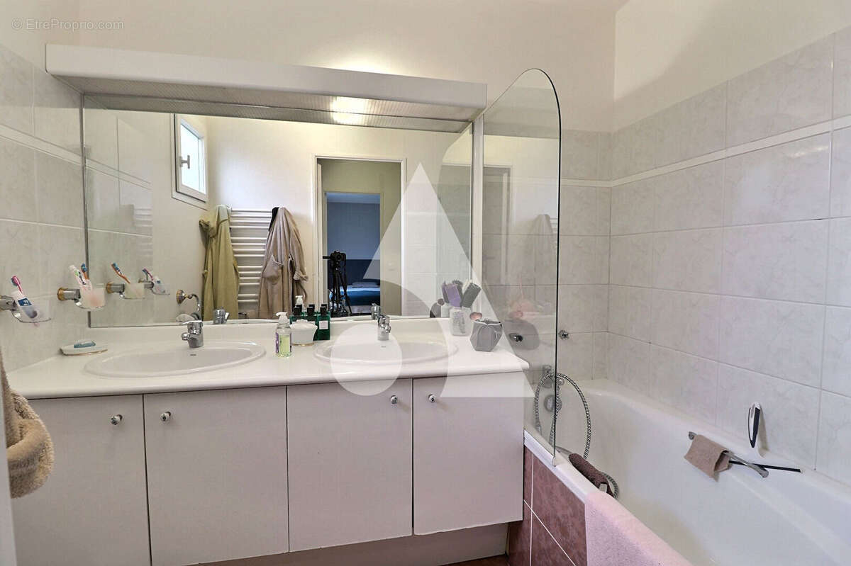 Maison à LE PLESSIS-BOUCHARD