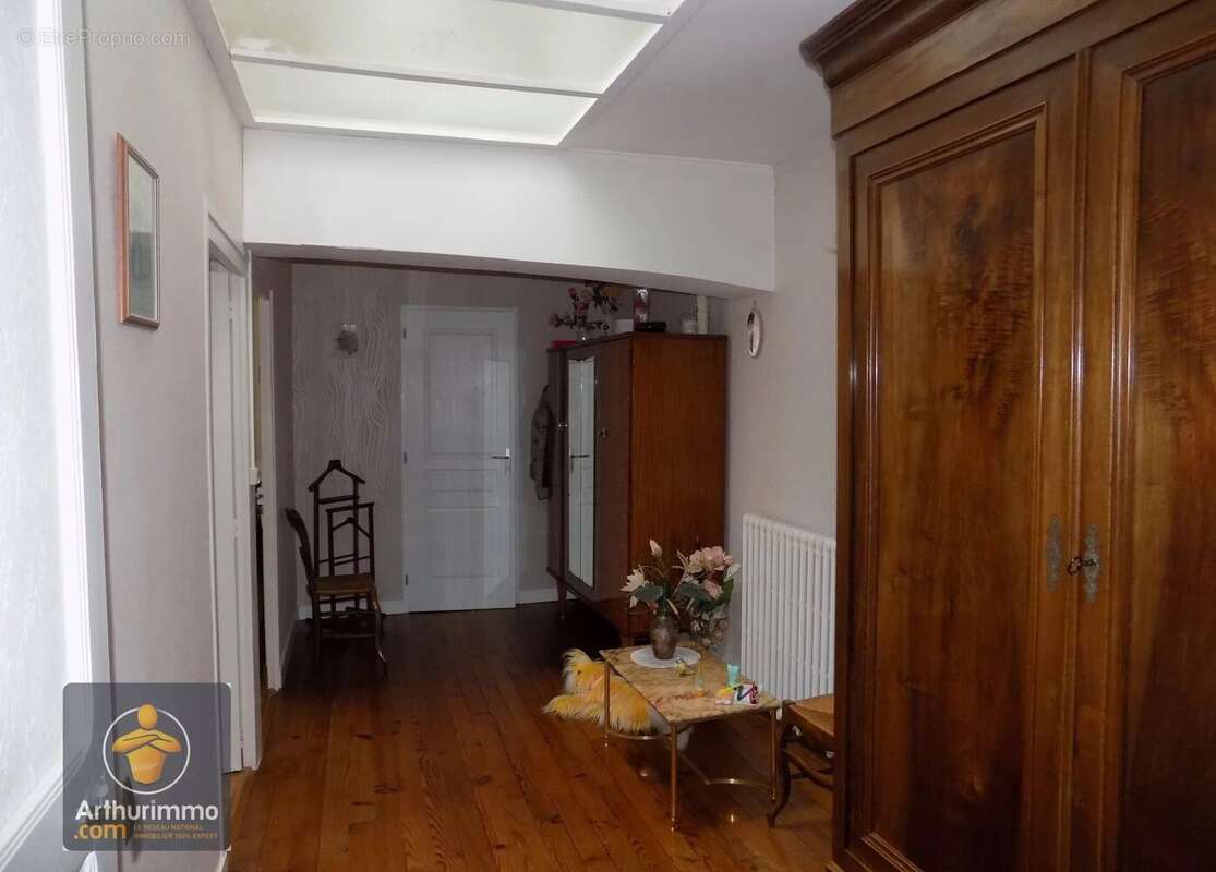 Maison à PRIN-DEYRANCON