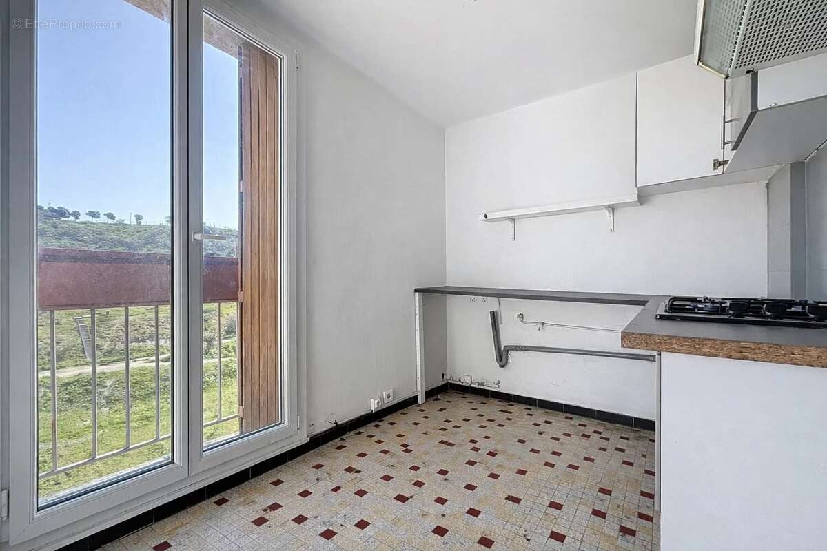 Appartement à MARSEILLE-15E
