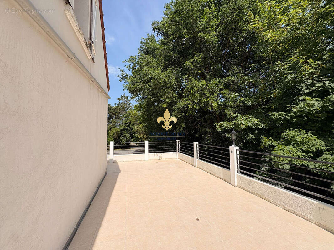 Appartement à GOUVIEUX