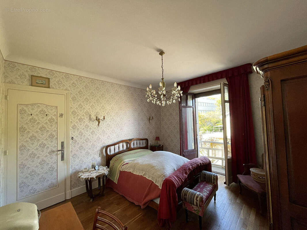 Maison à LONS-LE-SAUNIER