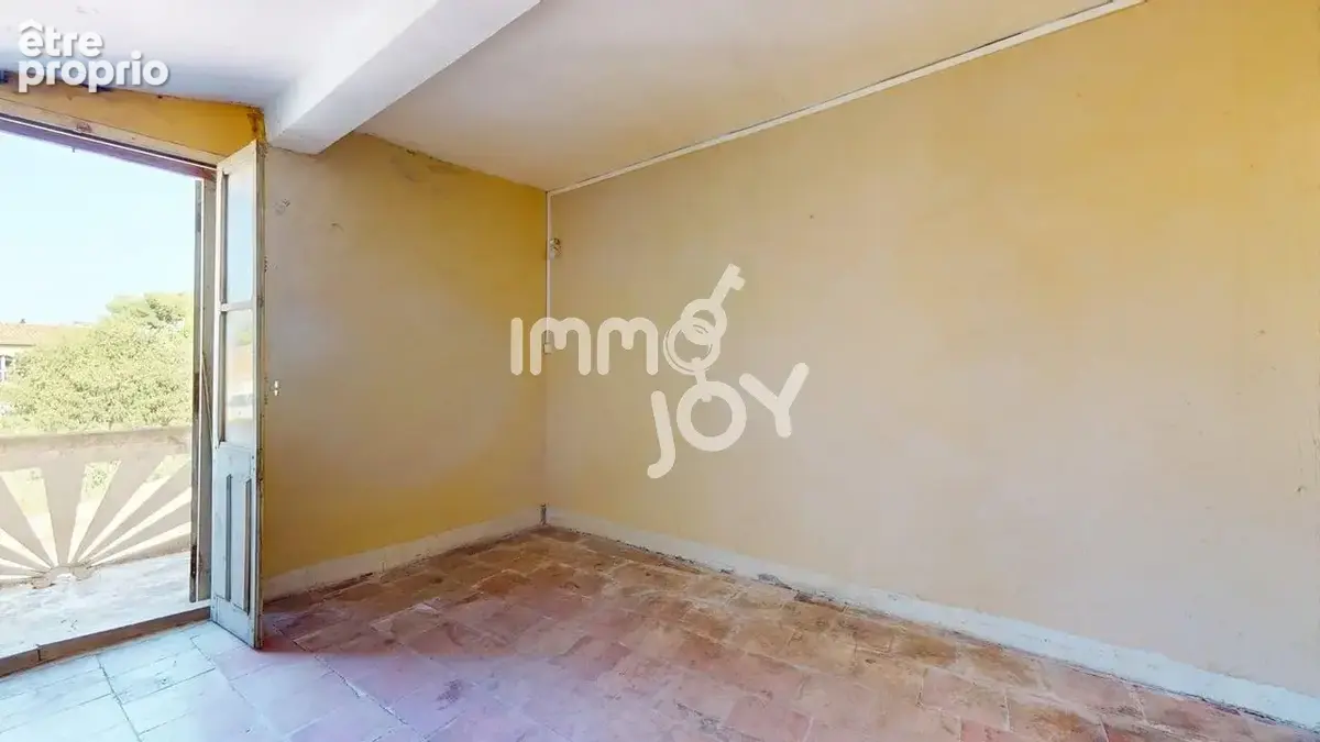 Maison de village 200 m2   7 pièces, 4 chambres   2 terrasses   dépendance   120 000 € FAI - photo 16