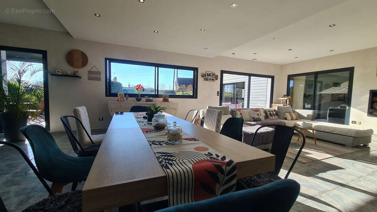 Maison à RANG-DU-FLIERS