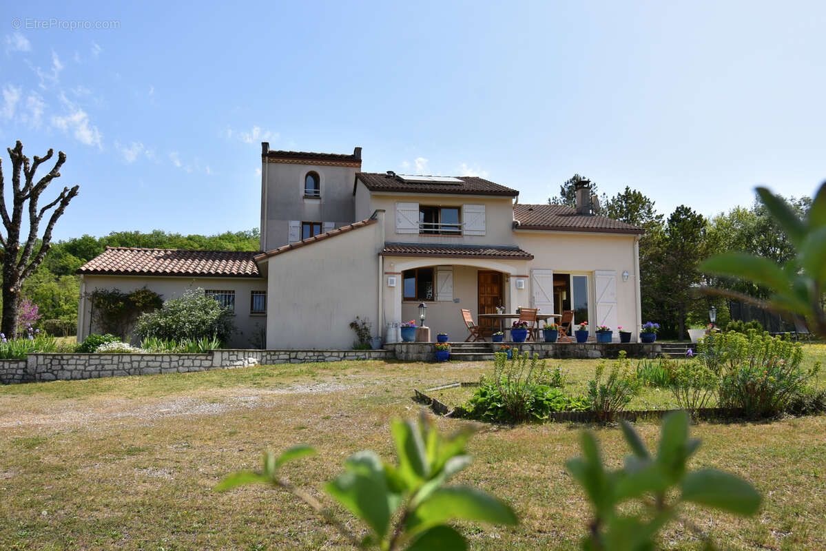 Maison à CAHORS