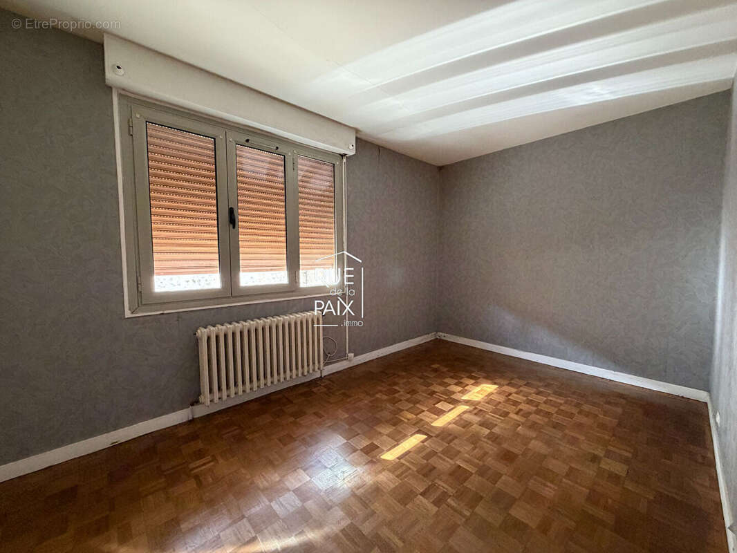 Maison à LA MOTHE-SAINT-HERAY