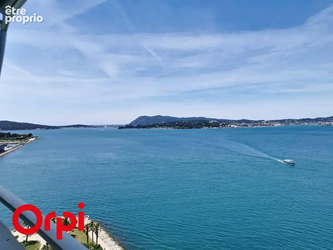 Magnifique appartement T4 avec cave et vue exceptionnelle sur la mer et la Rade de Toulon - photo 5