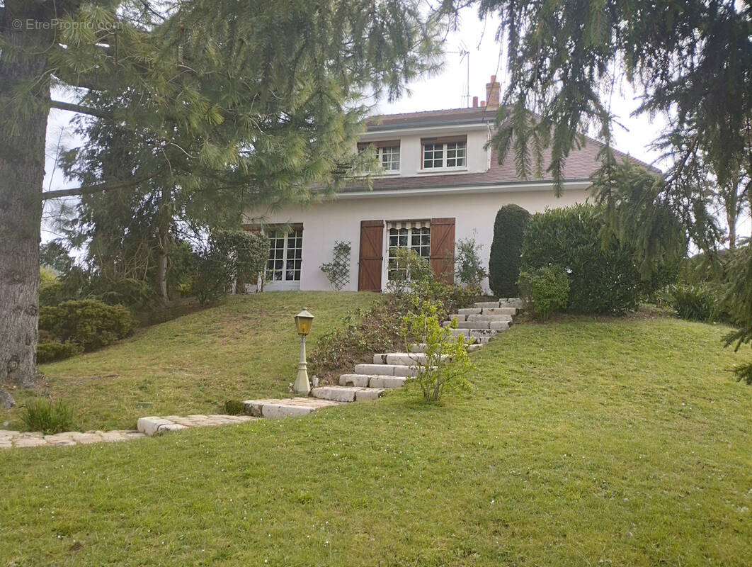 Maison à CHATEAUDUN