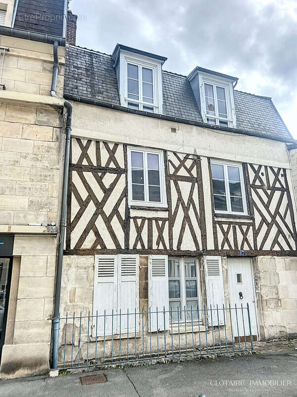 Appartement à COMPIEGNE