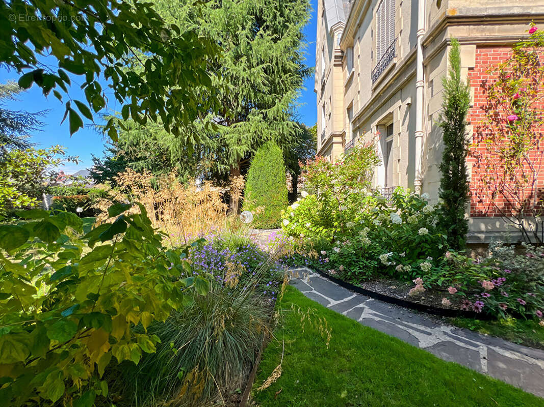 Maison à MANTES-LA-JOLIE