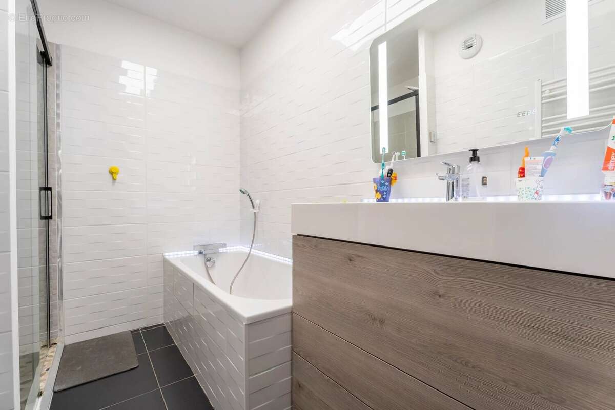 Appartement à CHASSIEU