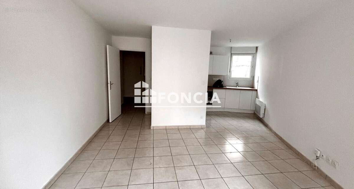 Appartement à PARIS-19E