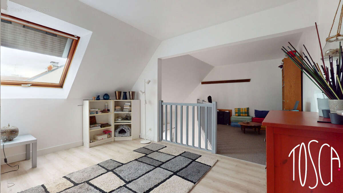 Appartement à THIAIS