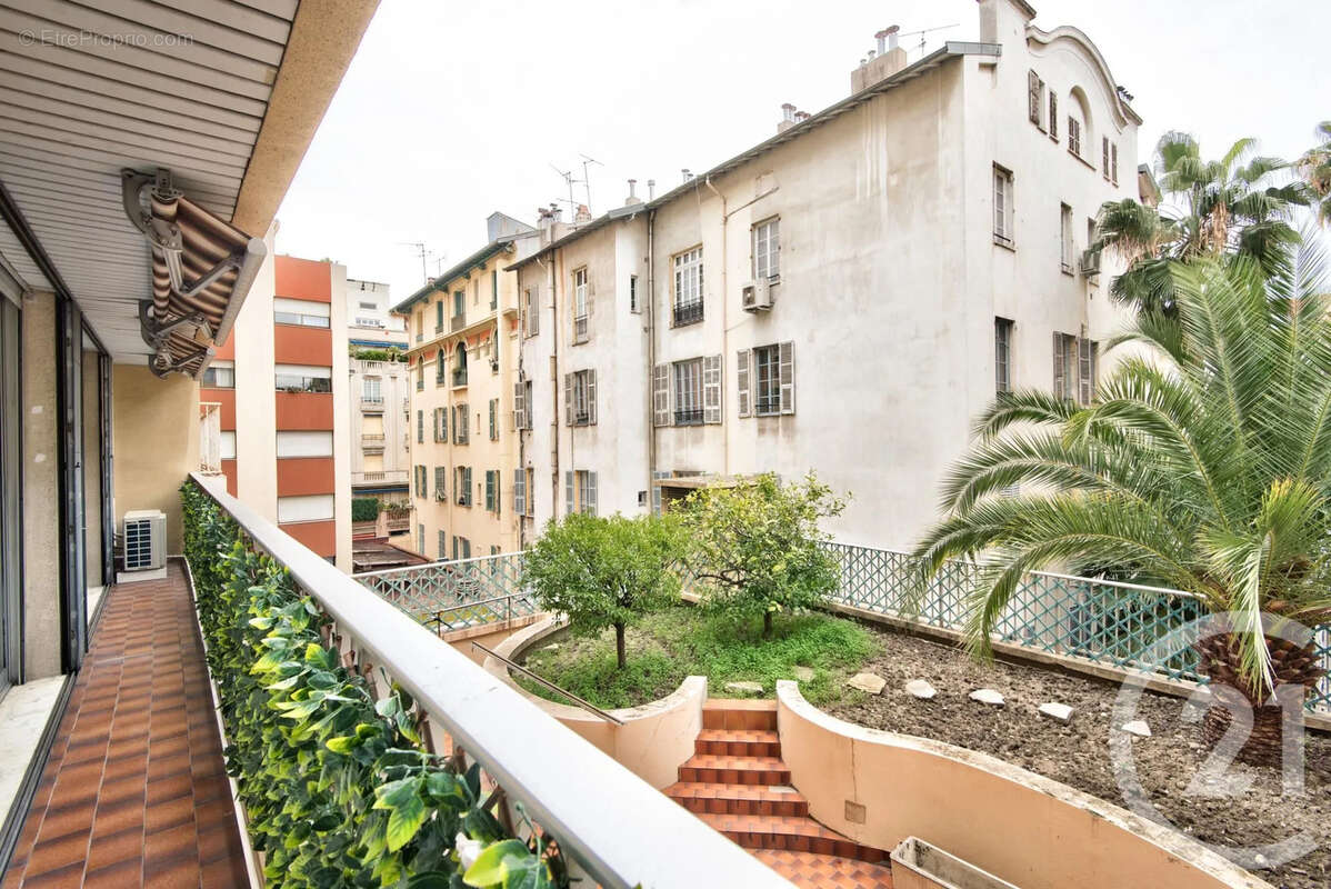 Appartement à NICE
