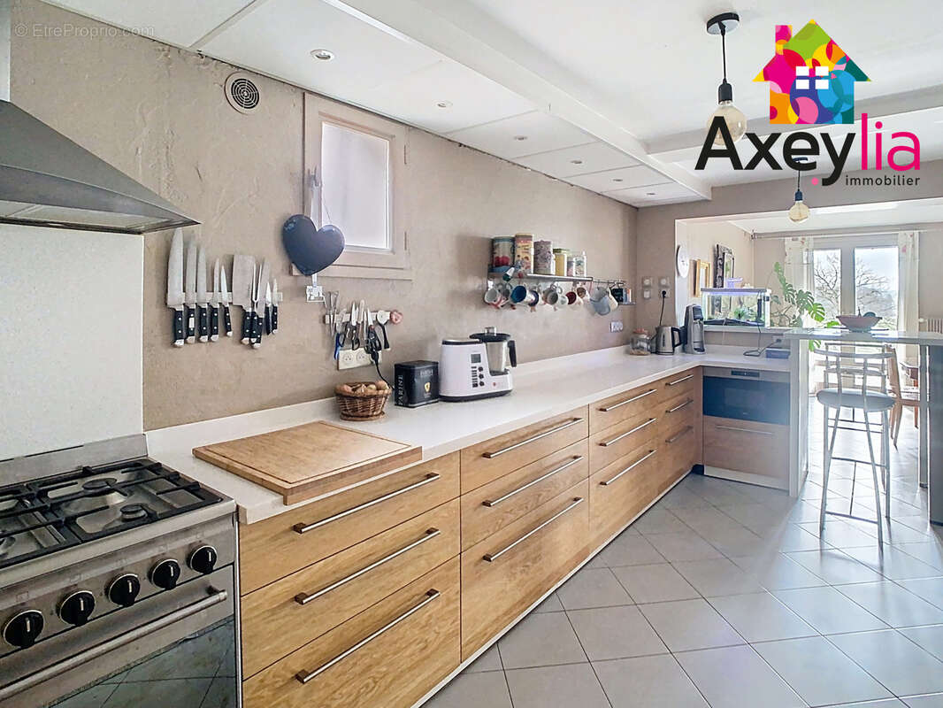 Maison à SAINT-LEGER-SUR-ROANNE