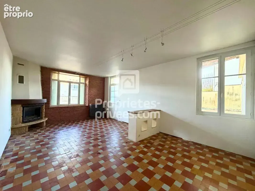EXCLUSIVITE À VENDRE À SAVONNIÈRES 37510 : Maison (ensemble immobilier)  238 m2 - photo 2