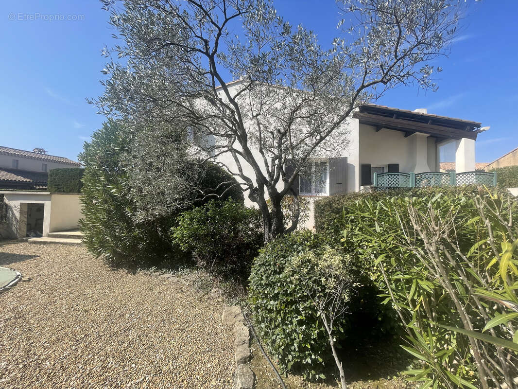 Maison à VAISON-LA-ROMAINE