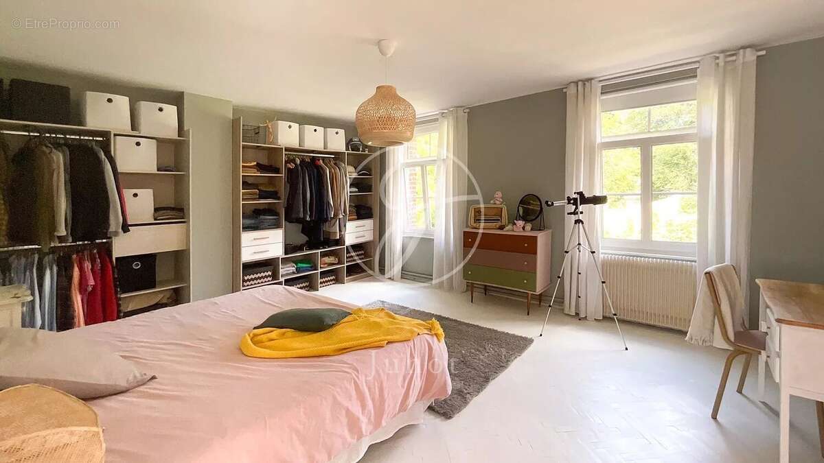 Maison à VALENCIENNES