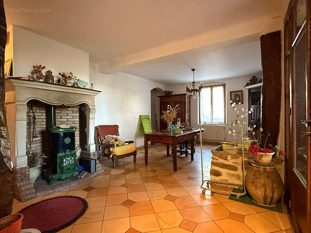 Maison à VAISON-LA-ROMAINE