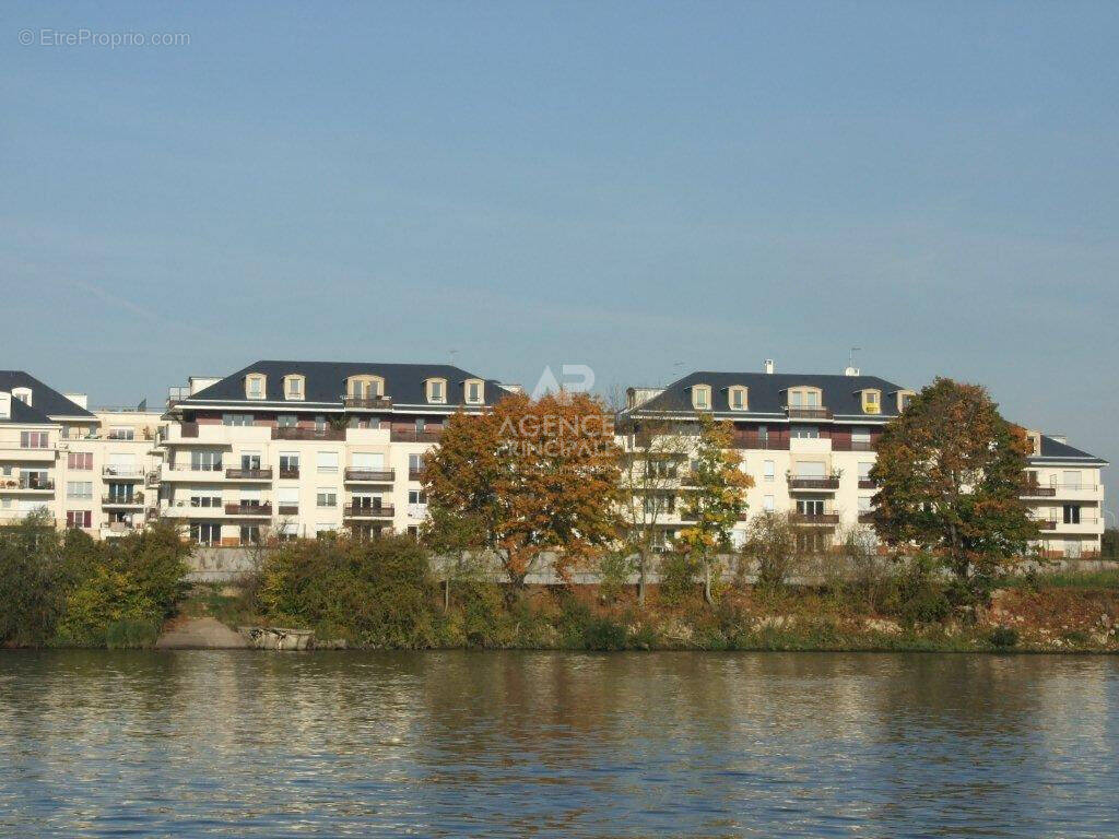 Appartement à CARRIERES-SOUS-POISSY