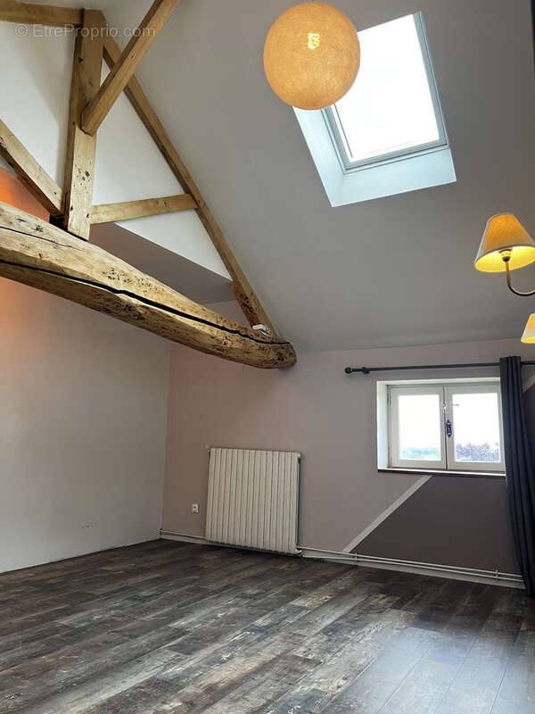 Maison à SAINT-JEAN-DE-SAUVES