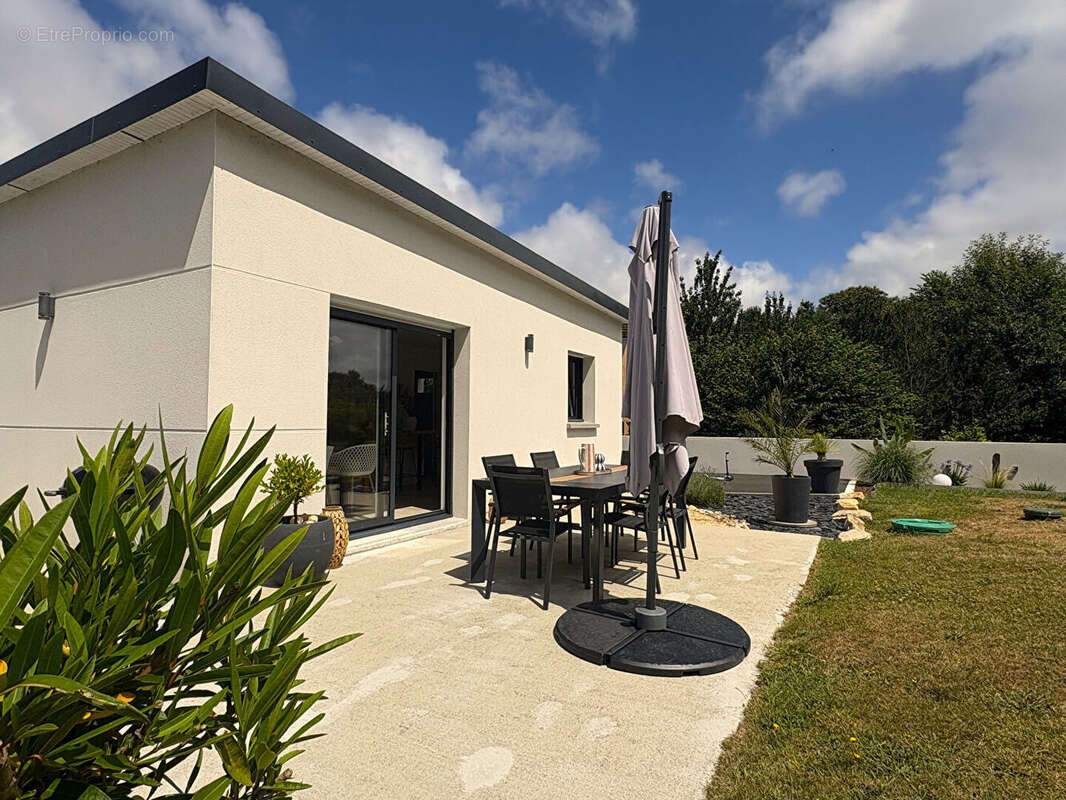 Maison à PLONEOUR-LANVERN