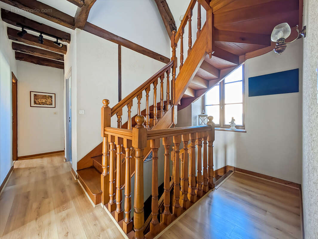 Maison à BAGUER-MORVAN