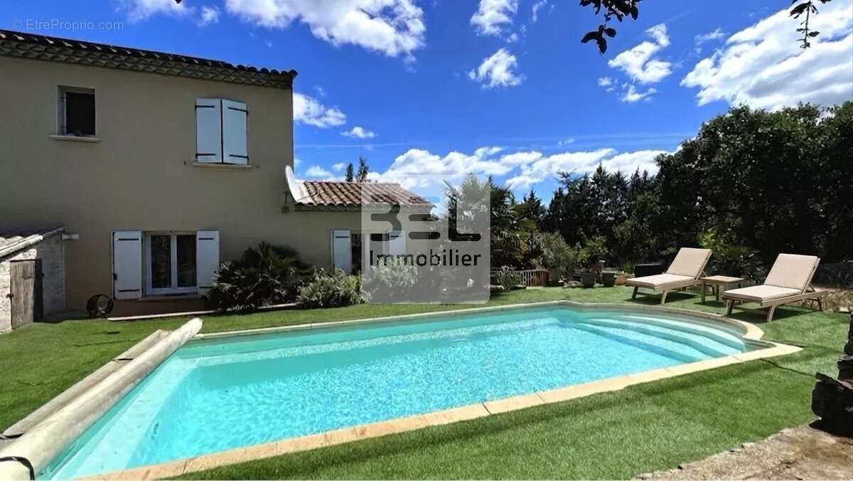 Maison à UZES