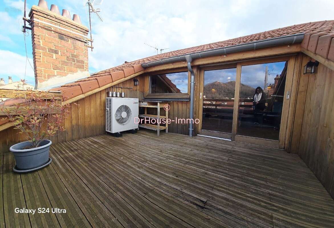 Appartement à SAINT-ETIENNE