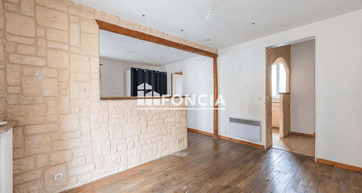 Appartement à PARIS-19E