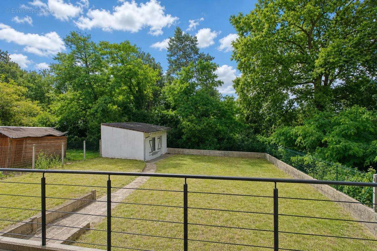 Maison de 5 pièces de 143 m² à Linas - photo 12