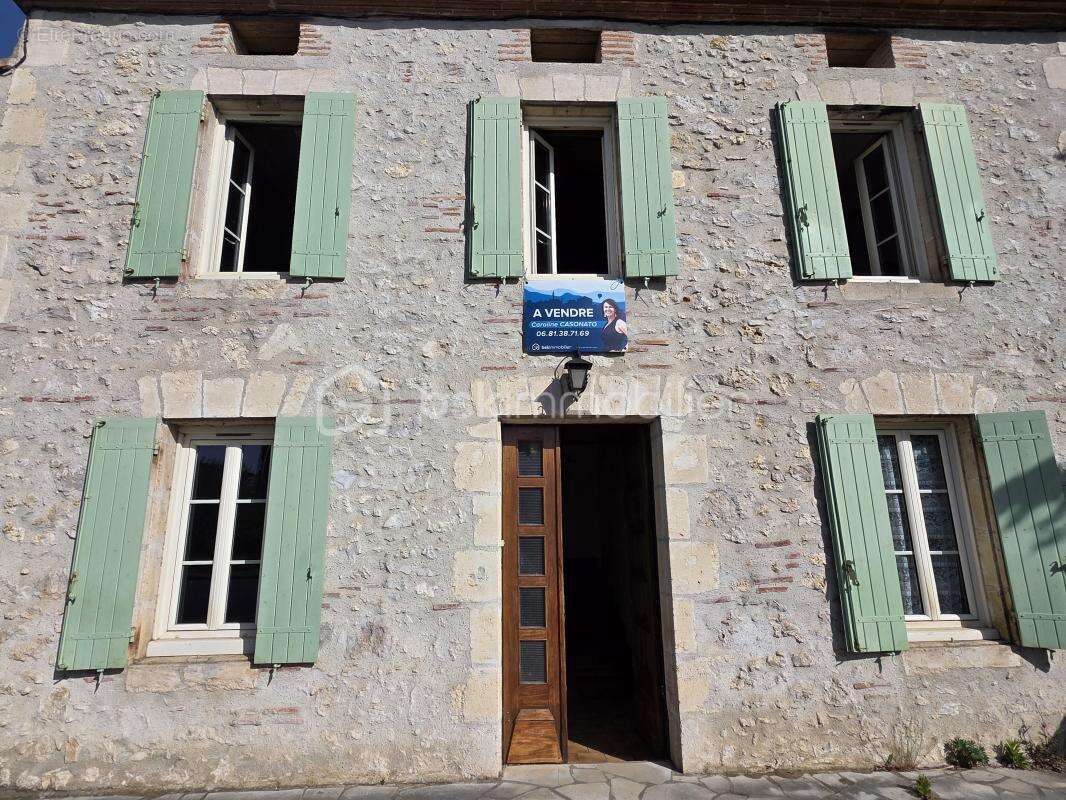 Maison à ROQUEFORT